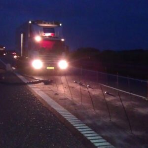 Stabilisering af tungt spor på motorvej sidst på aftenen