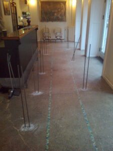 Stabilisering af det flotte gulv i Cafe Wilders